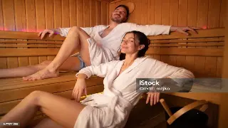 蒸汽迷雾里的古老智慧：桑拿的文化起源与养生玄机